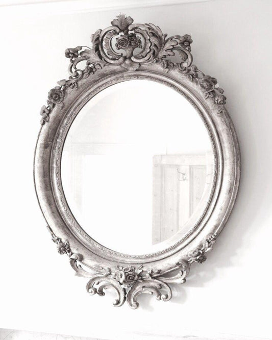 Spectacle Silver Round Venetian Mirrors