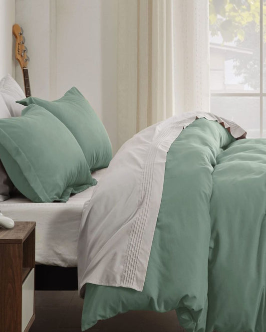 Ulbrecht Green Bedsheet Set