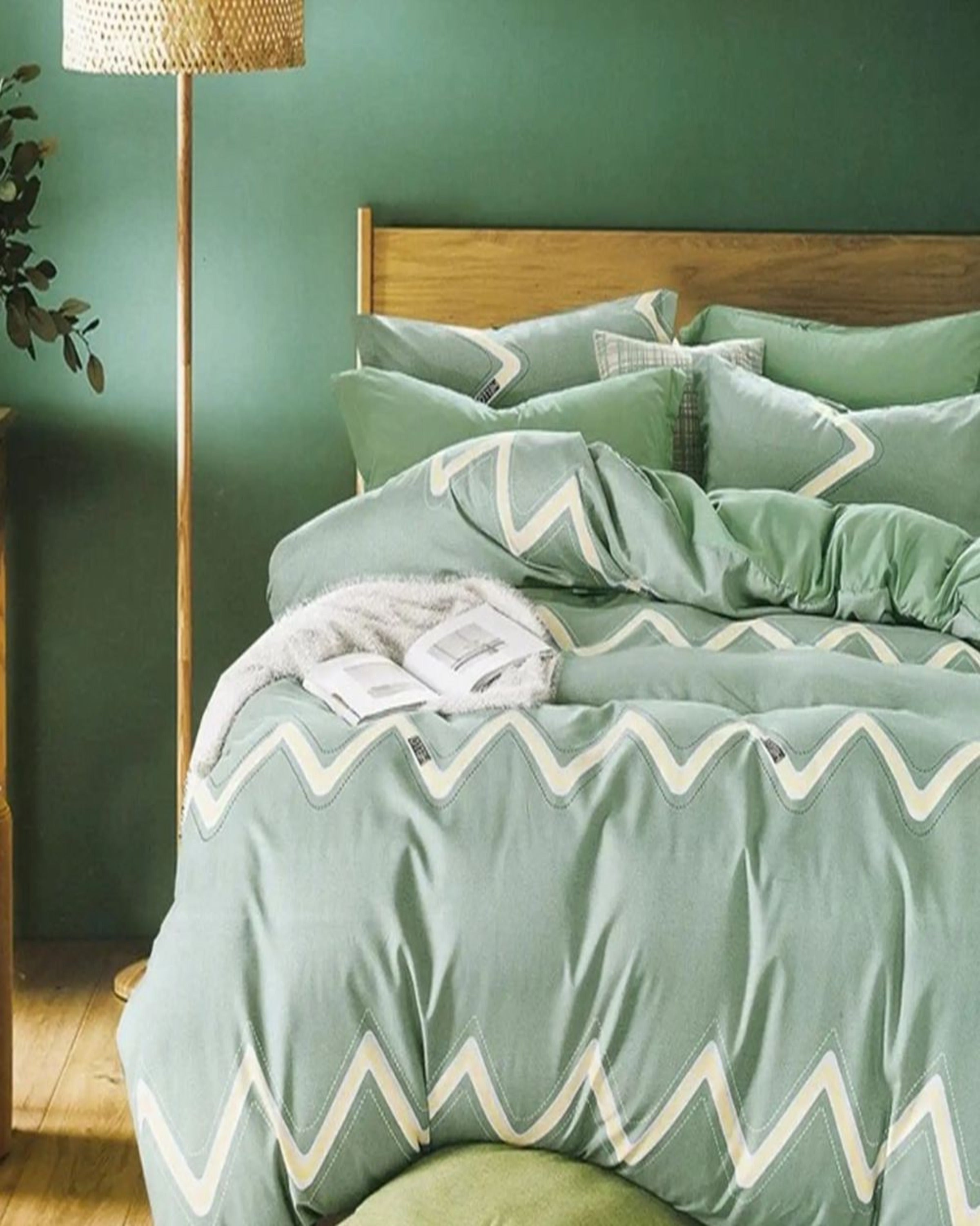 Ulbrecht Green Bedsheet Set