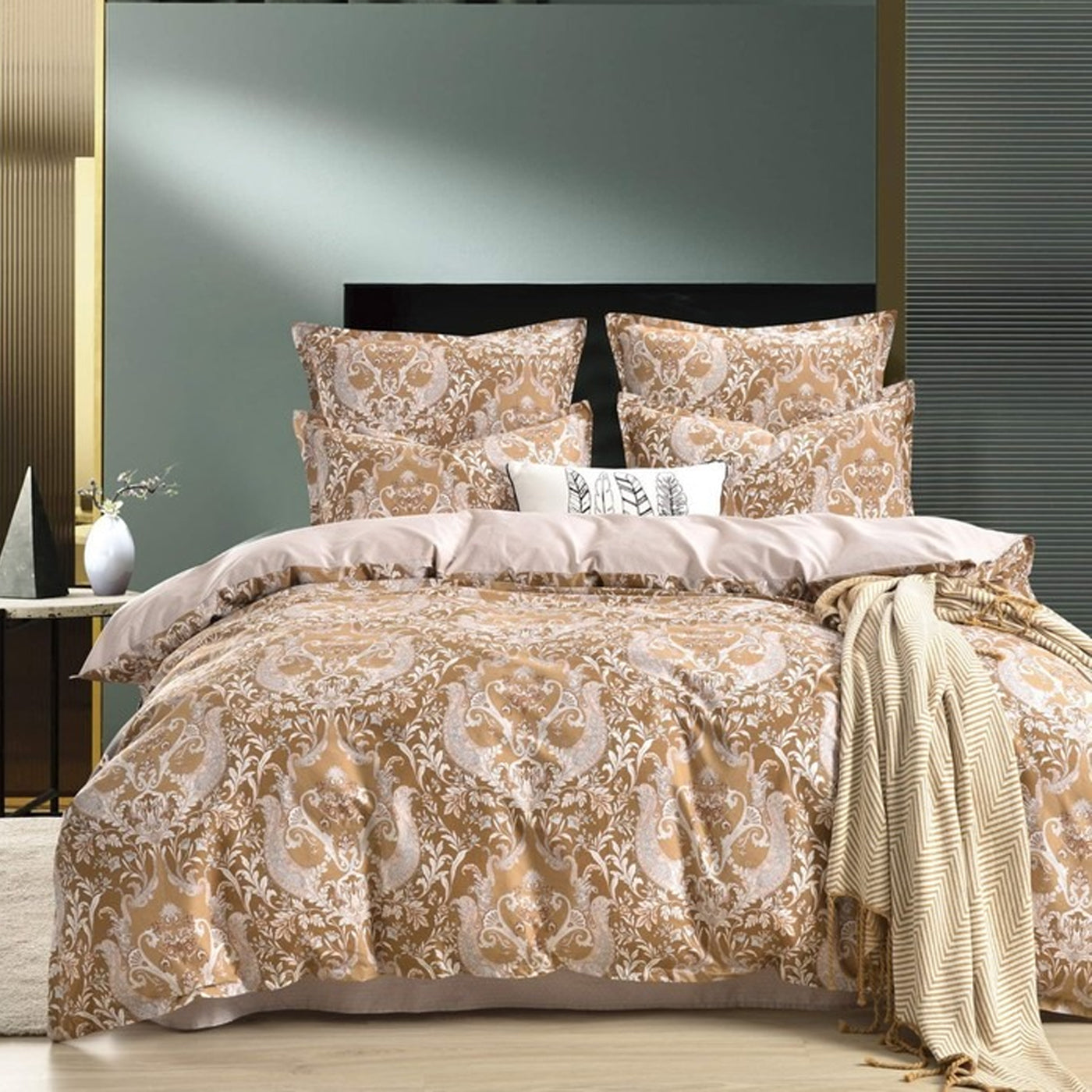 Adana Beach And White Paisley Bed Sheets