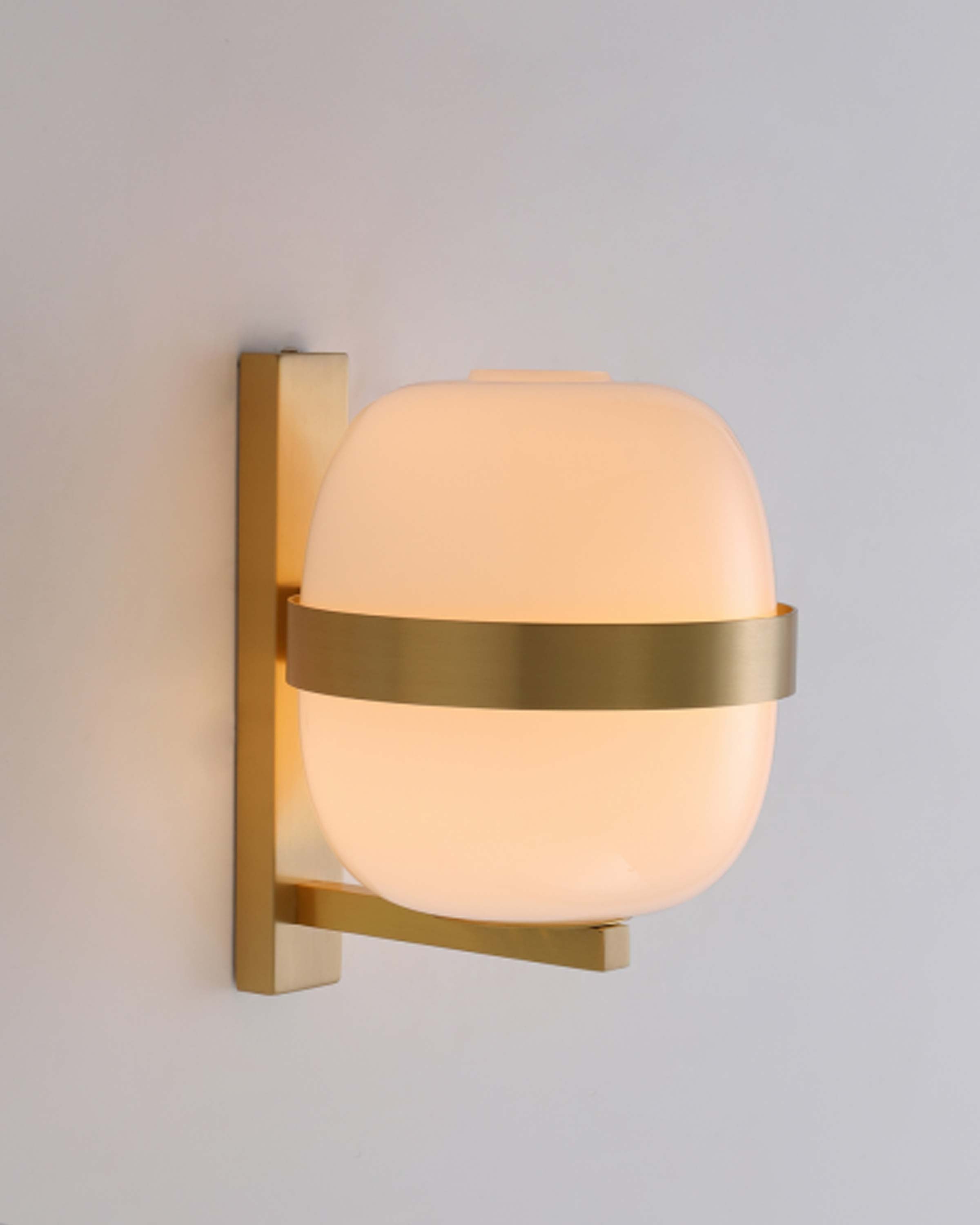 Cora  round modern wall sconces