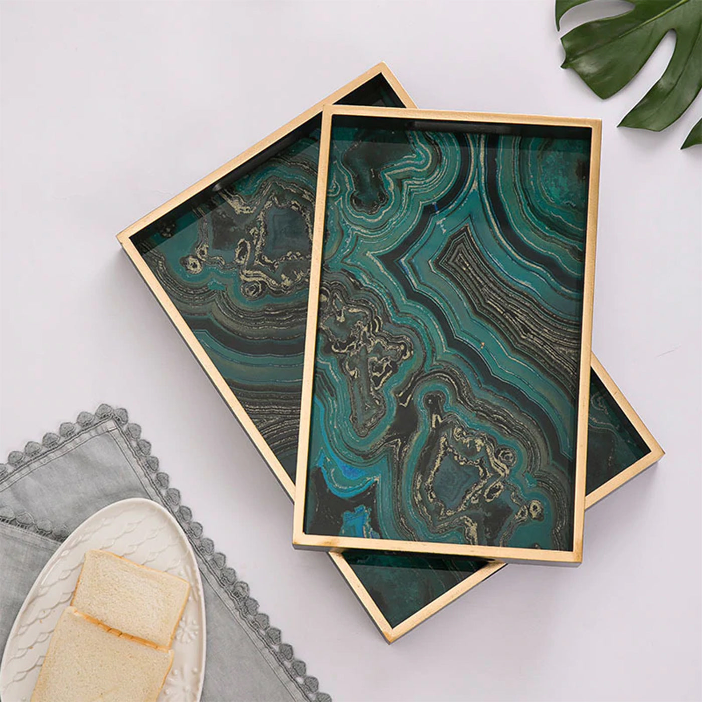 Hayden Green Modern Tray Set Of 2